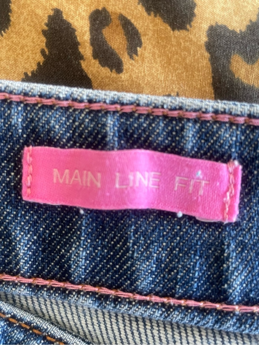 Lilly Pulitzer Main Line Jeans - Picture 6 of 8